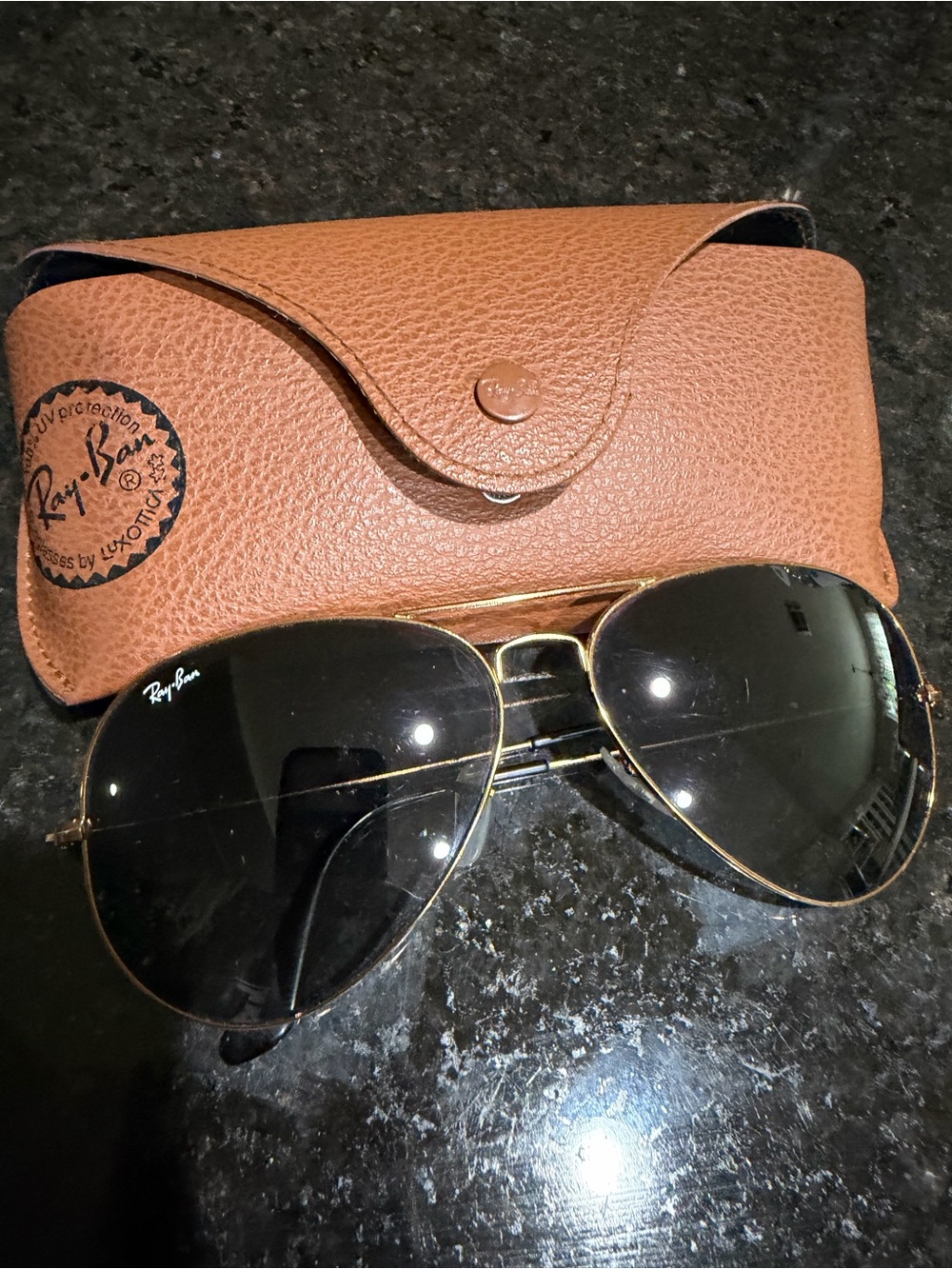 Ray-Ban Gold Frame Black Lens Aviator Sunglasses with Brown Case